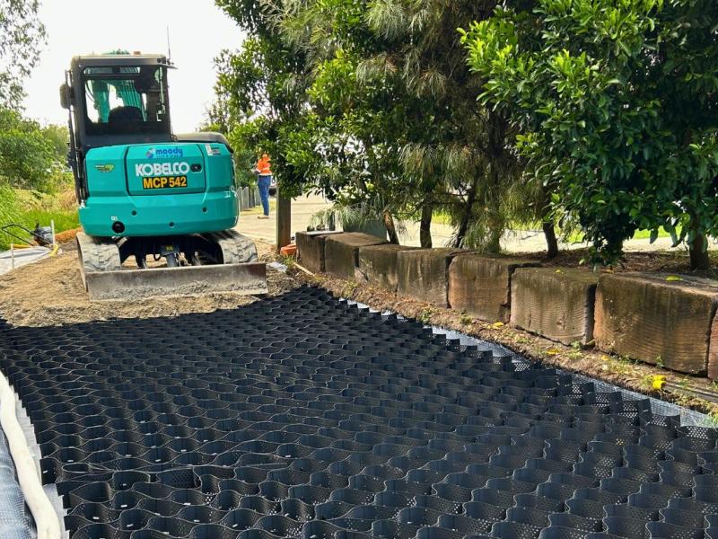 geosynthetics-strengthen-ningi-access-track-qld-case-study-1690X831px